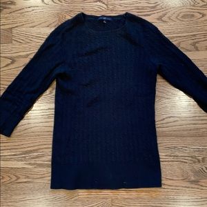 Gap sweater